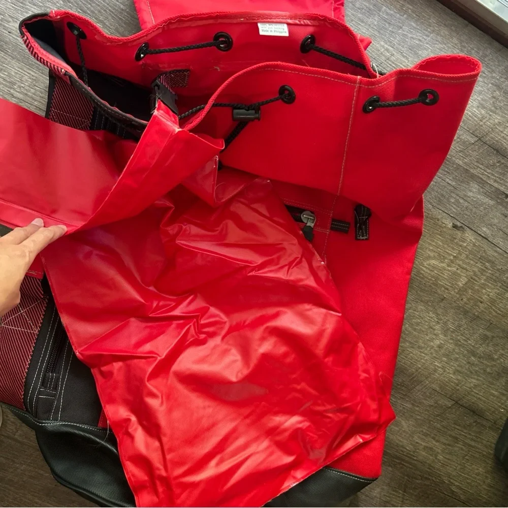 VTG 90s Marlboro UnlimitedDrawstringRed Duffel ShoulderWaterproof Backpack Large